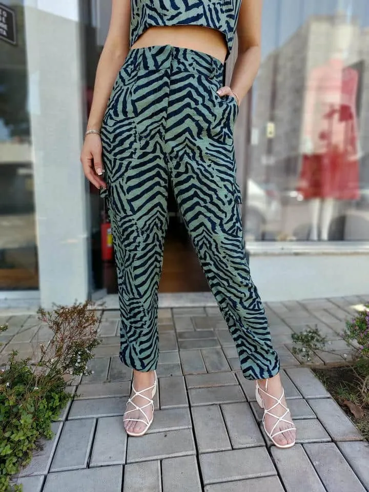 Calça Viscose Animal Riscado Verde - Imagem 2