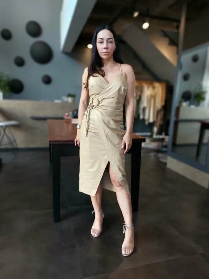 Vestido Couro Midi Transpasse Amarração