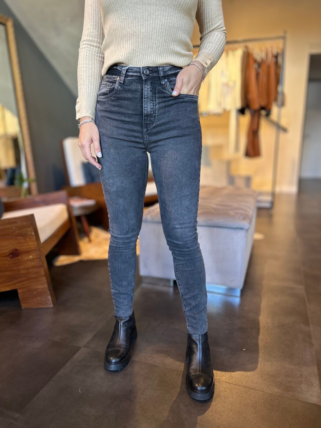 Calca Jeans Skinny Basic High