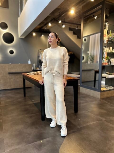 Calca De Tricot Com Cordão Na Cintura