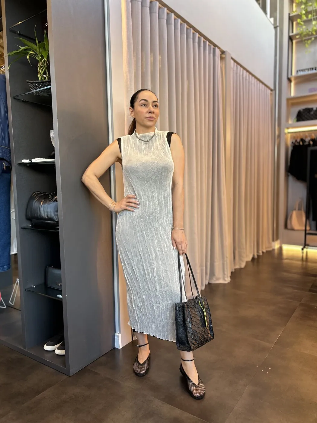 Vestido Sleeveless Plisse Duo - Imagem 4